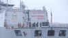 印度海军加尔各答级驱逐舰在中国青岛海军基地访问。（2019年4月21日）