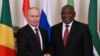 Президент Росії Володимир Путін і президенту Південної Африки Сиріл Рамафосі під час зустрічі в Санкт-Петербурзі, 17 червня 2023 р. Ramil Sitdikov/RIA Novosti/REUTERS