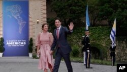 Kryeministri kanadez Justin Trudeau dhe bashkëshortja e tij Sophie Gregoire Trudeau, 9 qershor 2022.