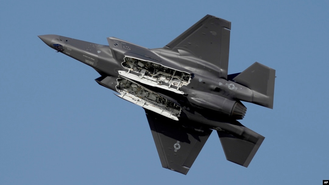 FILE - A U.S. F-35 fighter jet performs during the opening day of the Dubai Air Show, United Arab Emirates, Nov. 13, 2023. Greece formally approved an offer to buy 20 F-35 Joint Strike Fighters from the United States, government officials said, July 25, 2024. 