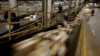 US Consumer Spending Drops for Second Consecutive Month
