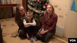 Ейприл, Тетяна та Ваня