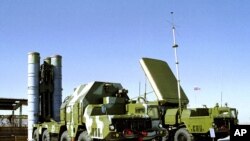 俄罗斯S-300型的防空导弹系统 (资料照片)