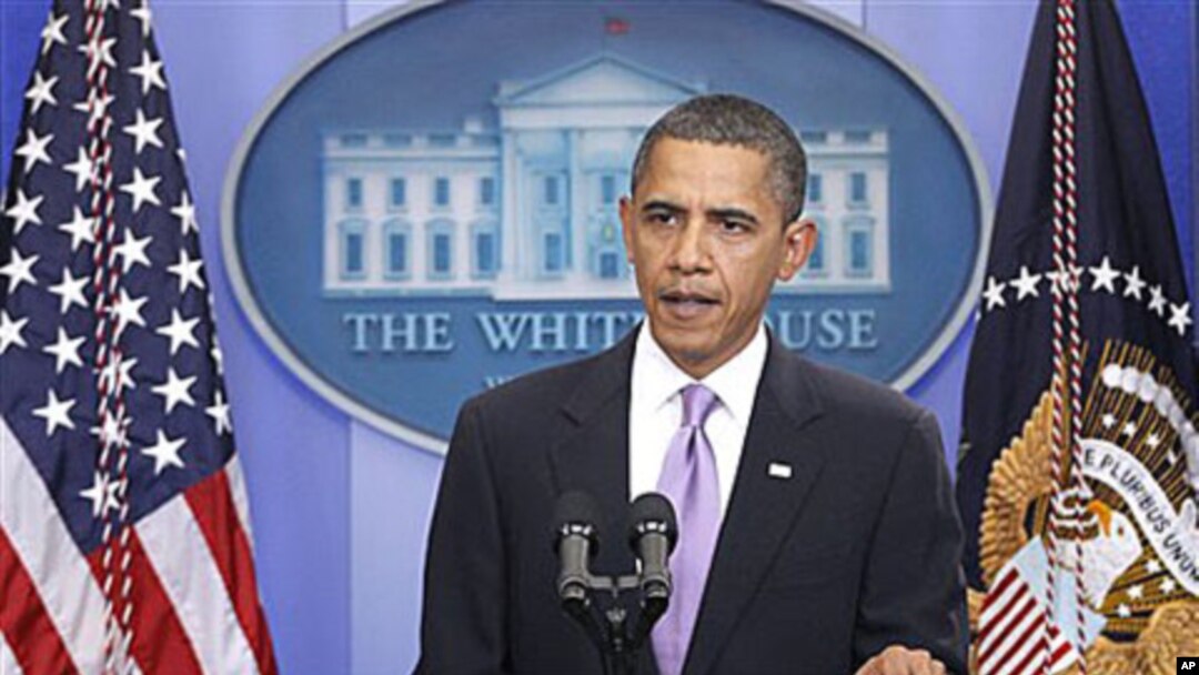 President Barack Obama makes a statement to reporters about the suspicious packages found on U.S. bound planes, in the James Brady Press Briefing Room of the White House in Washington (file photo - 29 Oct 2010)