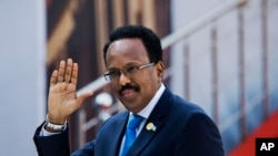 Somalia President Mohamed Abdullahi Mohamed arrives for the swearing-in ceremony of Cyril Ramaphosa at Loftus Versfeld stadium in Pretoria, South Africa, Saturday May 25, 2019. Ramaphosa has vowed to crack down on the corruption that contributed to…