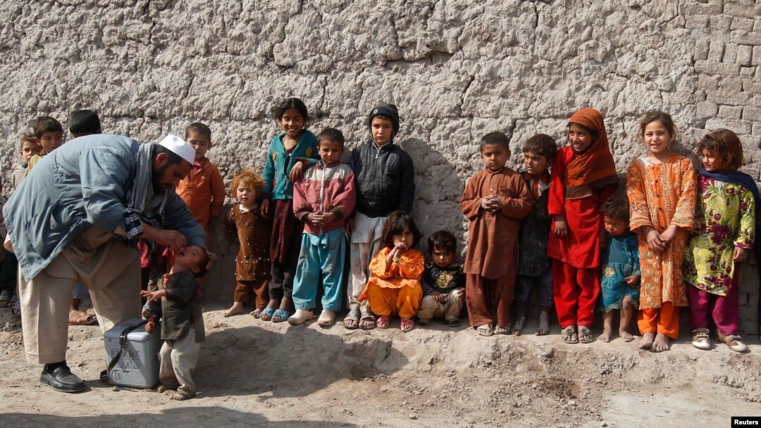 Jalolobodda emlash kampaniyasi. Afg'oniston.