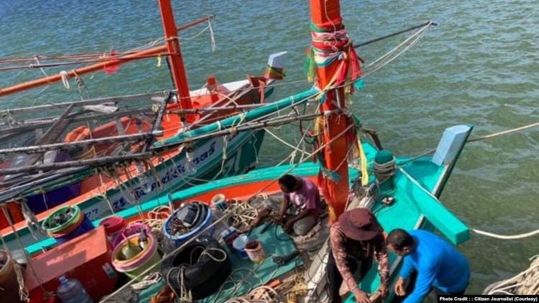 ထိုင်းပင်လယ်ပြင်က မြန်မာငါးဖမ်းလှေလုပ်သားများ