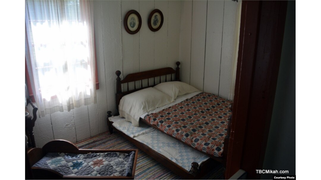 A young Herbert Clark Hoover shared this bedroom with his parents and siblings.
