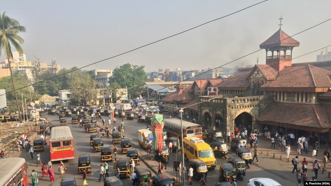 FILE - Although the air in cities like Mumbai is not as dirty as in Delhi, the problem is worsening and environmentalists warn that much of urban India faces an air pollution crisis. 