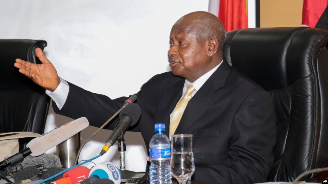 Ugandan President Yoweri Museveni speaks during a mediation session in Bujumbura, Burundi, July 14, 2015.