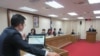 台湾立法院外交及国防委员会11月7号质询的情形 （美国之音张永泰拍摄 ）