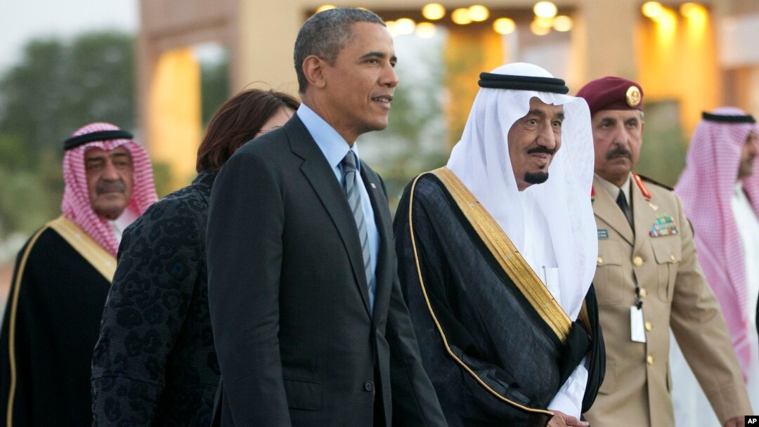 Saudi Arabia's Crown Prince Salman bin Abdulaziz Al Saud, escort President Barack Obama to his meeting with Saudi King Abdullah at Rawdat Khuraim, Saudi Arabia, March 28, 2014.