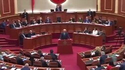 Vazhdon klima e mosbesimit mes partive politike në Shqipëri