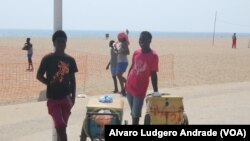 Vendedores na lha de Luanda