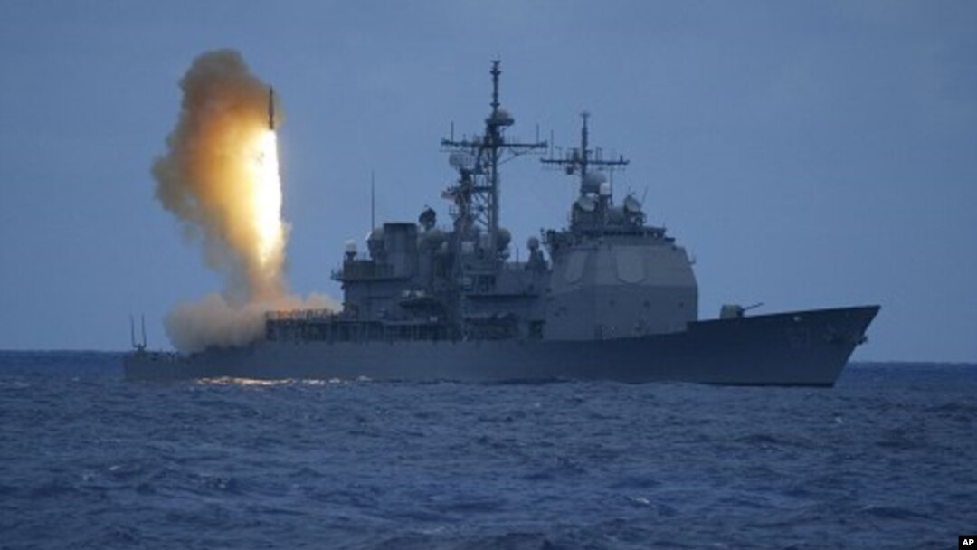 In a photo provided by the U.S. Navy, a Standard Missile-3 (SM-3) is launched from the Aegis cruiser USS Shiloh (CG 67), during a joint Missile Defense Agency, U.S. Navy ballistic missile flight test, off the coast of Kauai, Hawaii (File Photo)
