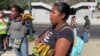 Trueque en Venezuela: Cinco plátanos por una bolsa de harina