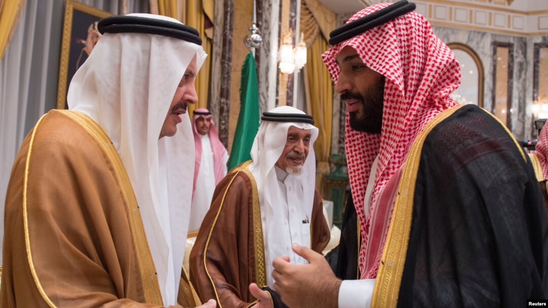 Saudi Arabia's Crown Prince Mohammed bin Salman, right, shakes hands with a member of the royal family during an allegiance pledging ceremony in Mecca, Saudi Arabia June 21, 2017.