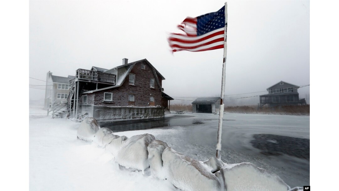 Major Snowstorm Hits the US 